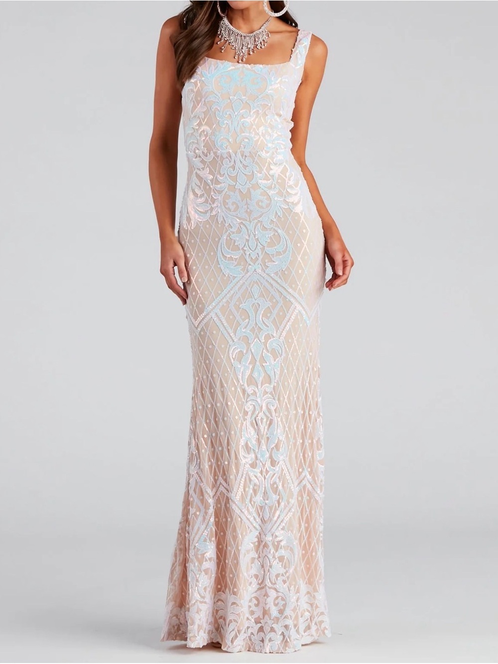 Windsor Micaela Formal Sequin Scroll Tan White Sequin Mermaid Prom Dress Small